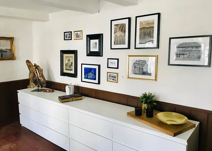 Han/Misafirhane Haus Buuck - *